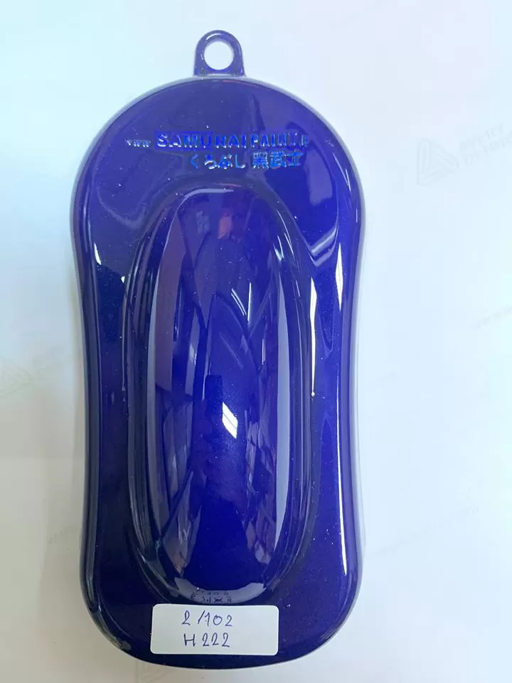 Sơn xịt Samurai H222 màu xanh đậm – cá tính, bền màu, nhanh khô, dễ thi công