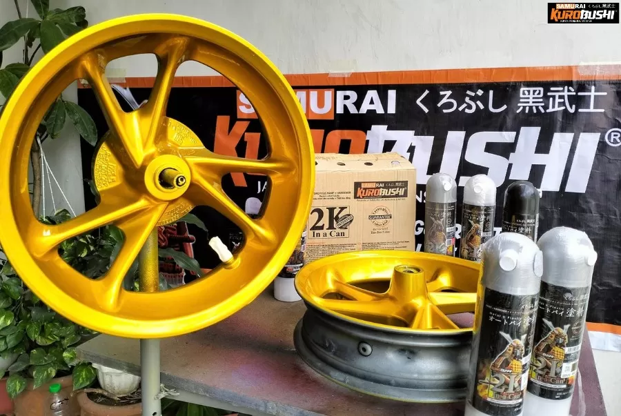 Sơn xịt Samurai Y016 màu vàng candy – rực rỡ, trong suốt, bám chắc, khô nhanh